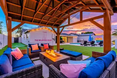 Luxury living in Old Town Scottsdale - Heated pool, fire pit, early check-in!
