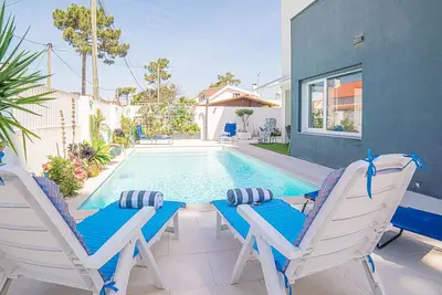 Image de Villa Santi - Well decorated villa with a private heatable pool near the beach