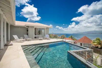 Image de Villa Tangarane 1, villa de luxe CĂ´te Caraibes, piscine et vue mer