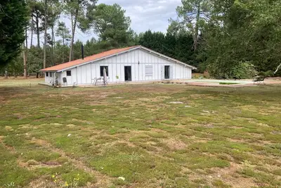 Image de Maison de 150 m2, sur un parc de 2 ha, piscine, à 8km de la plage de Contis