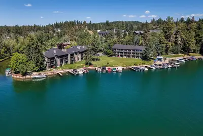 Image de Waterfront studio w/private balcony & stunning views - Marina Cay Vista Aqua Studio