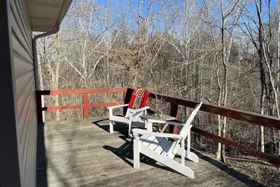 Image de Charming home on a beautiful wooded lot less than 1. 5 miles from Miami's campus.