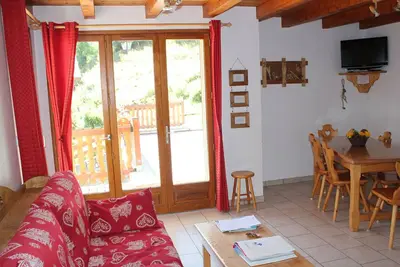 Image de Appartement 4 pièces, Sud-Est, animaux admis, parking, 6 pers.