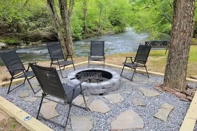 Image de RVs on the River perfect for family and pets