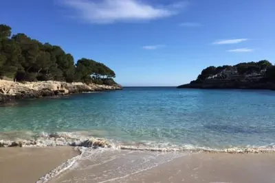 Image de Exclusive 4 bedroom Spanish Villa just steps away from the sea