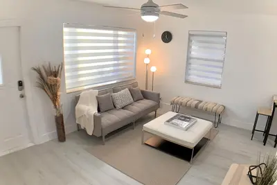 Image de Cheerful 2 bedroom home near hardrock casino\/beach