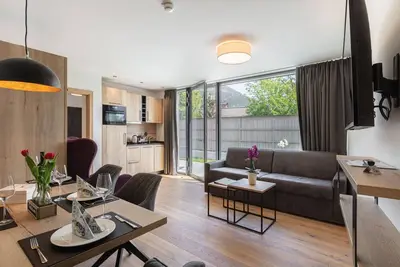 Image de Agréable appartement pour 6 personnes avec piscine, Wifi, Tv, terrasse, animaux admis et parking