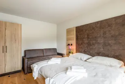 Image de Bel appartement pour 6 personnes avec piscine, Wifi, Tv, terrasse, animaux admis et parking