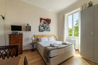 Fully outfitted pied-à-terre in cozy Trastevere - Wifi, Heating, A/C