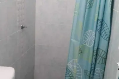 Image de Habitación Triple con Baño y Cocina Privados