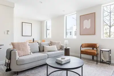 Image de Amazing Williamsburg 2br w/ W/D & Outdoor Space, near L, by Blueground