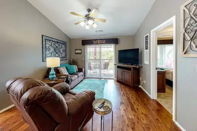 Image de Peaceful condo near Silver Dollar City with surrounding trails & grilling area