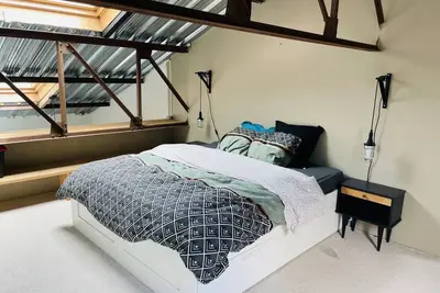 Image de Loft Chaleureux à 200 Mètres de la plage.