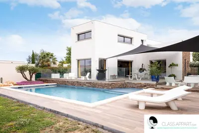 Image de Air-conditioned summer villa with swimming pool and jacuzzi in \"Le Crès\"