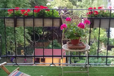 Image de Elegant and spacious apartment with sunny balcony in top neighbourhood of Prague
