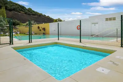 Image de Appartement \"Casa de 10 - 1a\" avec vue sur les montagnes, piscine partagée et Wi-Fi.