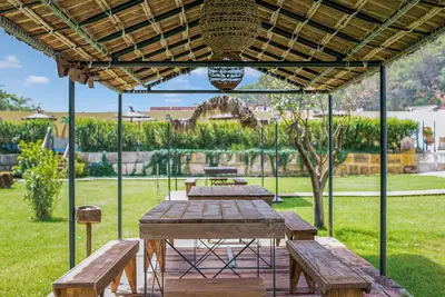 Image de Appartement \"Casa de 10 - 1i\" avec vue sur les montagnes, piscine partagée et Wi-Fi.