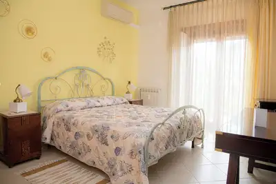 Image de Livia's Dwelling Spacious Original Cozy for Digital Nomads and Families