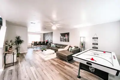 Image de Beautiful/Spacious house