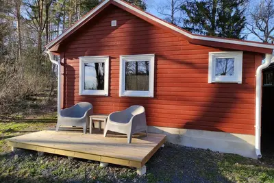Image de Stuga pour 2 personnes au bord du lac Trehörnasjön