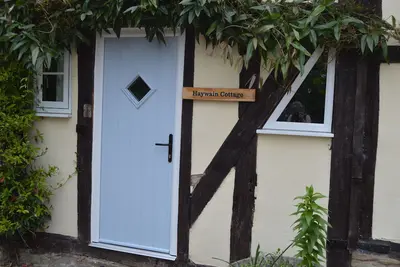 Image de Haywain Cottage - sleeps 3 guests  in 2 bedrooms