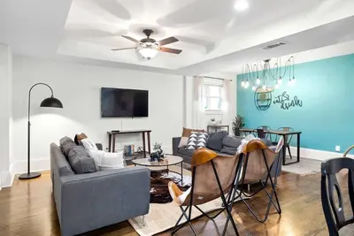 Image de Dreamy Design And Style in Historic Druid Hills