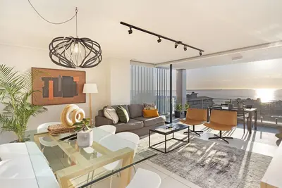 Image de Stunning sea views, luxury 2 bedroom with Ac & pool