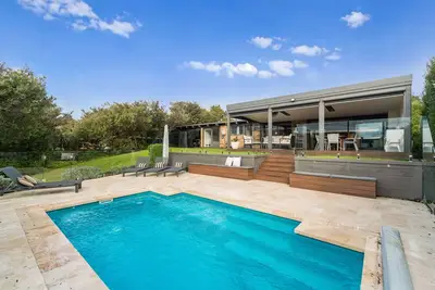 Bella Mare Open Fireplace & Gas Heated Pool