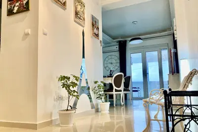 Image de Spacieux Apparemment familial Vue sur mer