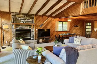 Image de Sycamore Retreat - Family Friendly, Waterfront Chalet