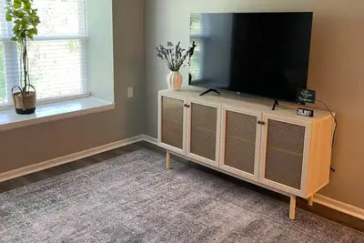 Image de The Ingrid - Entire 2 Bedroom Apt in Quilt Town, Usa