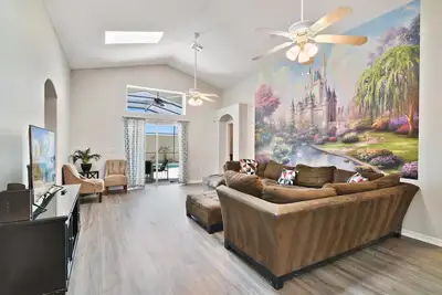 Image de Secluded Oasis - A+ Location, Game Room, Pool