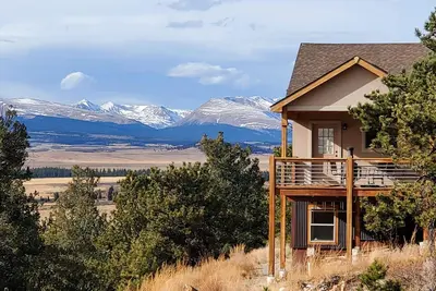 Image de *Luxury Family Cabin* with Stunning Views and Access to Everything Colorado! !