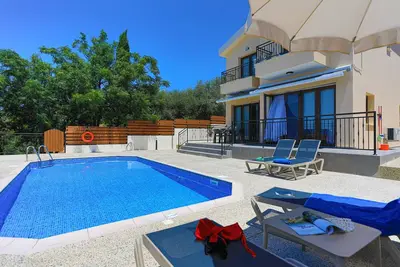 Image de Villa Salina: Modern Holiday Villa, Private Pool, Views, WiFi, A/C