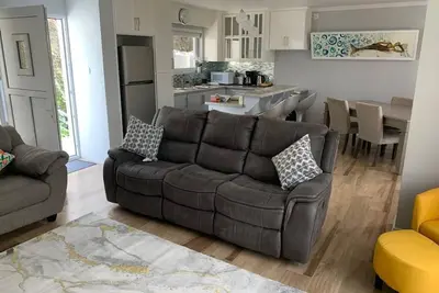 5 minutes from the beach. Newly built modern apartments in St. Lucia! !