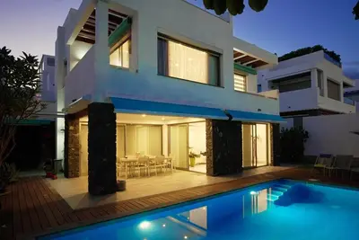Image de Villa Blue Portofino Los Cristianos, Piscine