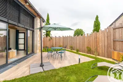 Image de Gîte cosy rénové en 2021, près de la Loire, idéal pour couples, avec terrasse privée et parking inclus