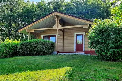 Image de Chalet Dans un Village de Vacances au Coeur du Département du lot