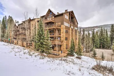 Ski-Out Keystone Resort Condo w/ Private Balcony