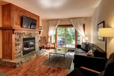 Image de Condo - on the mountain, surrounded by nature, Ski-in/out