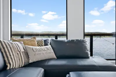Image de Beachfront House- Kayaks- Bouy