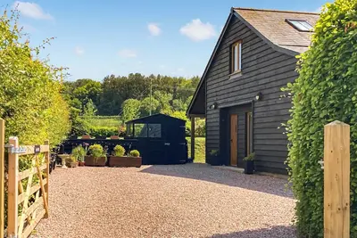 Image de Stunning barn cottage within the owners’ land, finished to a very high standard.