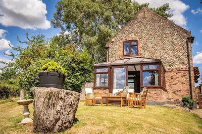 Image de Exclusive Cottage - Hot Tub - Pets Ok - In Norfolk Broads