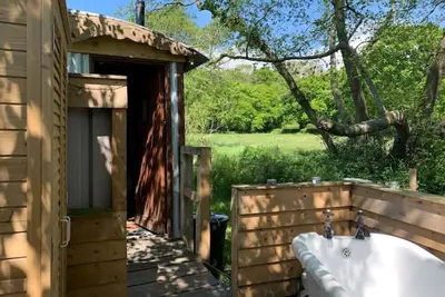 Image de Glamping In Traditional Huts
