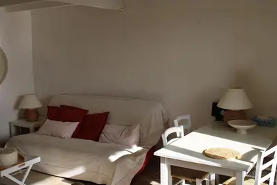 Image de 16-Bastidon Superieur * Hameau De La Garrigue