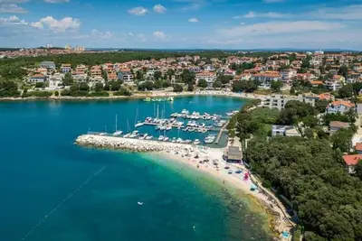 Image de New & Exclusive apartment Micol-250m from the beach!
