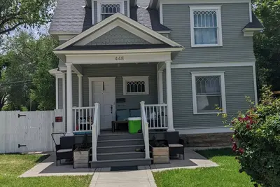 Image de Large home in downtown Montrose