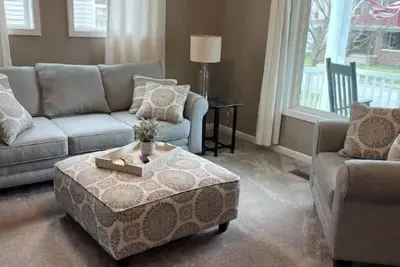 Image de Central House\nHome Away From Home!