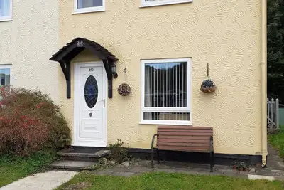 Image de Kingfisher Cottage- river, rambling and relaxing, in a beautiful holiday park