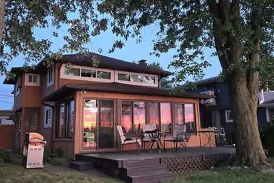 Image de Sunset View on Devils Lake - Waterfront - Sleeps 10